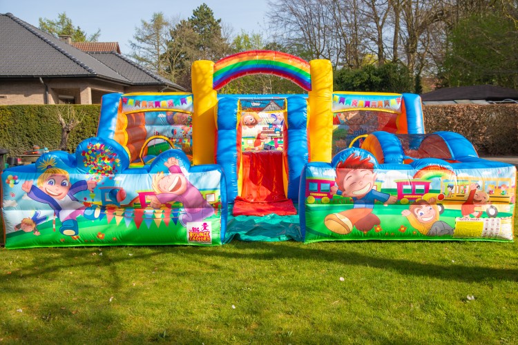 Kids Multiplay Funpark huren | Grote speelzone met glijbaan en foamplay Kids Multiplay Funpark huren | Grote speelzone met glijbaan en foamplay